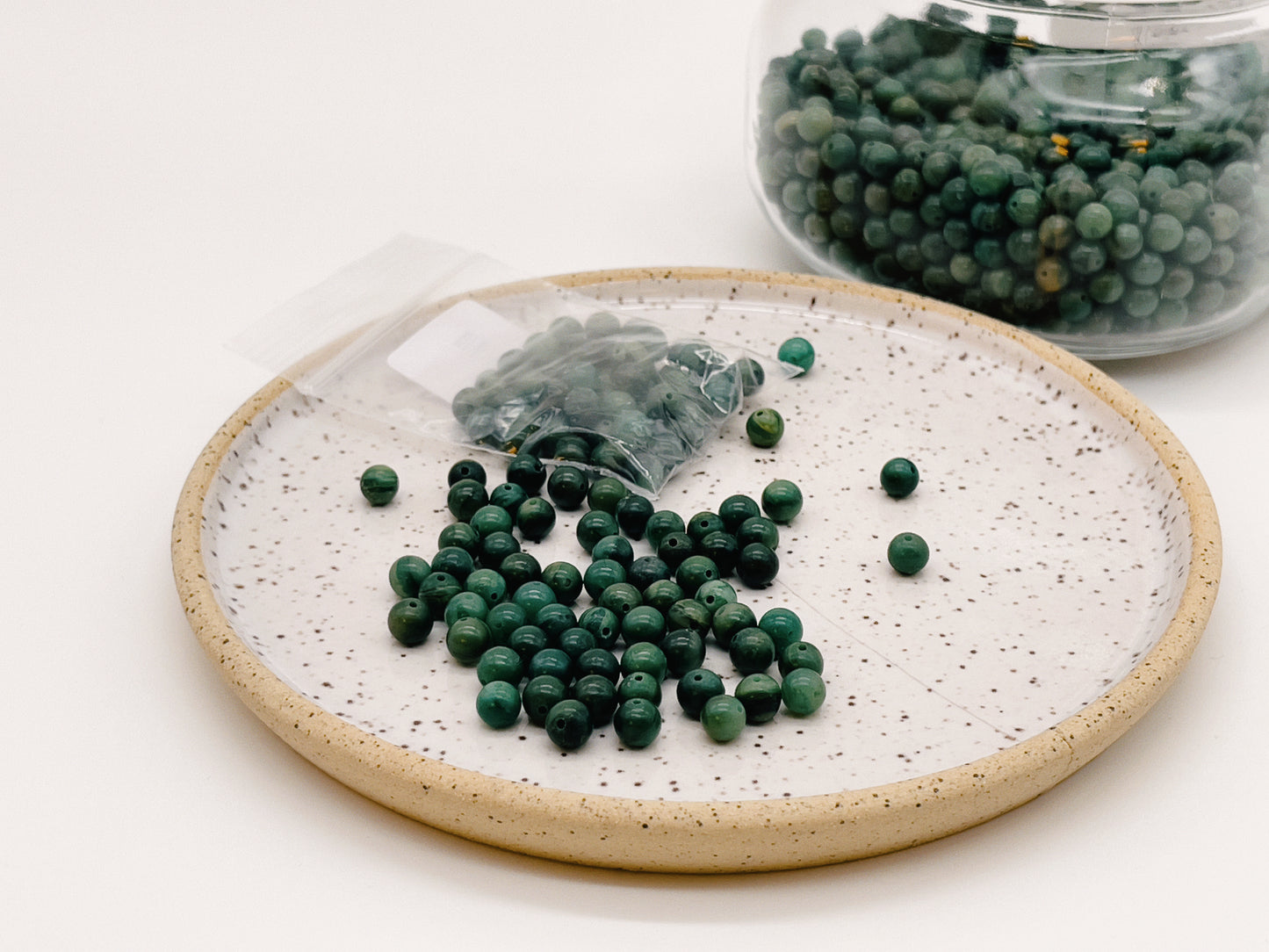 Perles de Jade africain (Paquet de 50)
